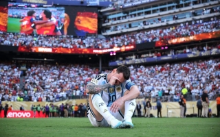 'Messi hết phép, ngai vàng đổi ngôi': Báo chí thế giới nói gì về chung kết World Cup?