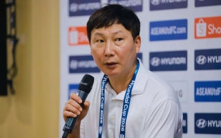 HLV Kim Sang Sik nói thẳng về 2 ngôi sao ấn tượng nhất của tuyển Việt Nam