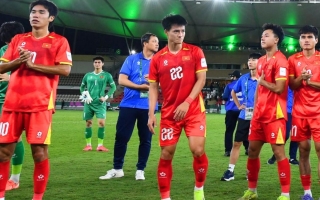 Văn Toàn, Hòa Minzy cùng dàn ngôi sao động viên U23 Việt Nam