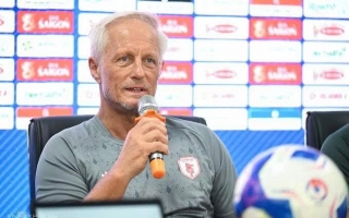 HLV Myanmar tố trọng tài thiên vị Thái Lan, cay đắng rời AFF Cup