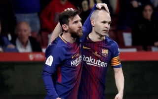 Iniesta cảnh báo ĐT Tây Ban Nha về Messi: ‘Không thể khóa chặt Messi đâu’