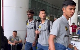 ĐT Malaysia gây chú ý ngay khi đặt chân đến Hà Nội, quyết lật ngược thế cờ trước Việt Nam