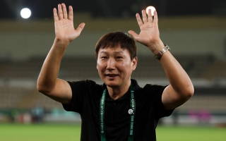 Truyền thông Trung Quốc chỉ ra 'quân bài tủ' của HLV Kim Sang-sik