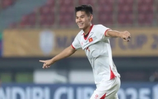 Hiểu Minh chính thức lên tiếng sau chấn thương dây chằng