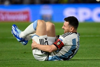 Sau lùm xùm 'hành hung' đối thủ, Messi lần đầu lên tiếng