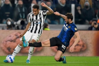 Inter Milan chia điểm với Juventus trong trận cầu 'điên rồ' 8 sao