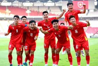 Bóng đá Việt Nam được truyền thông Anh tôn vinh