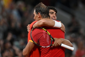 Bộ đôi Rafael Nadal/Carlos Alcaraz khởi đầu mĩ mãn ở Olympic 2024