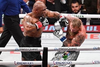 Hành động tôn trọng Mike Tyson, Jake Paul vẫn hứng cơn mưa chỉ trích