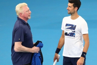 Huyền thoại tennis nghi ngờ cơ hội độc tôn kỉ lục Grand Slam của Djokovic