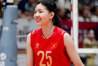 Trực tiếp bóng chuyền nữ Việt Nam 2-1 Philippines: Bất ngờ xảy ra