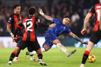 Chelsea thi đấu bạc nhược, thoát thua phút cuối ngay tại Stamford Bridge