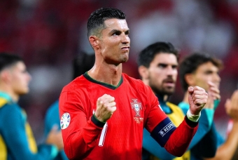 Ronaldo được ủng hộ gia nhập bến đỗ vĩ đại Ngoại hạng Anh