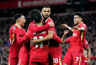 Trực tiếp Liverpool 0-0 Wolves: 3 điểm trong tầm tay