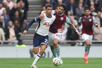 Nhận định West Ham vs Tottenham: Người khốn gặp kẻ khó