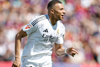 Cựu chủ tịch UEFA chỉ trích những kẻ châm biếm Mbappe