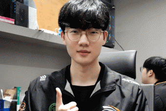 HLE nghiền nát KT, Viper lập Pentakill mãn nhãn