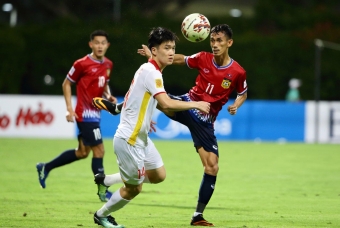 Trực tiếp Việt Nam 0-0 Lào: ĐT Việt Nam liên tục tấn công