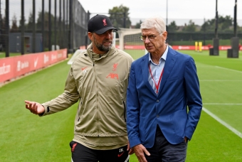 Wenger phản pháo Klopp về Club World Cup