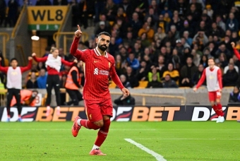 Trực tiếp Liverpool 2-1 Wolves: Sai lầm phòng ngự