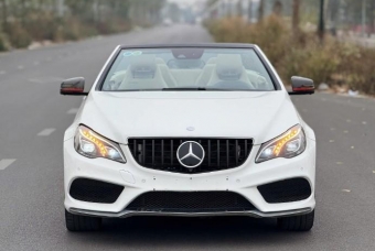 Mercedes-Benz E 400 AMG Cabriolet 2015: 'Xe chơi' hiếm hoi được rao bán với giá hấp dẫn