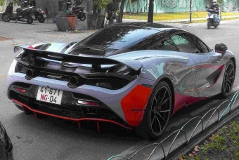 Ảnh thực tế McLaren 720S màu xám Ceramic Grey độc nhất Việt Nam