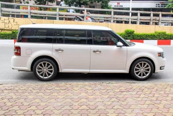 Ford Flex 2014 - SUV Mỹ hiếm hoi được rao bán trên sàn xe cũ với mức giá không hề rẻ