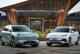So găng Geely EX5 vs BYD Atto 3: SUV điện nào đáng xuống tiền nhất 2025?