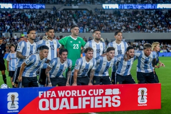 Argentina nguy cơ mất top 1 thế giới