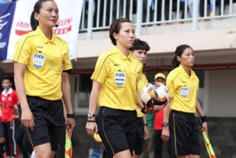 Trọng tài nữ tham gia trận đấu quan trọng bậc nhất V-League