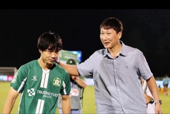 Vừa đổi tên, 1 CLB lập tức từ chối lên V-League