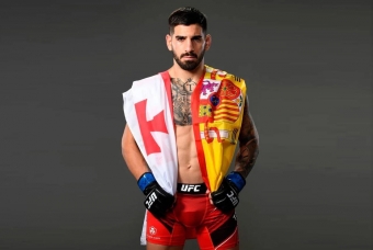 Ilia 'El Matador' Topuria gia nhập danh sách huyền thoại UFC