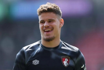 Điều kiện để Milos Kerkez có áo số yêu thích tại Liverpool