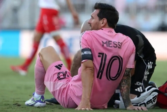HLV Mascherano lên tiếng về chấn thương mới của Messi
