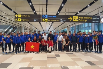 Tin tức AFF Cup 2024 mới nhất tối 23/12: ĐT Việt Nam cập bến Singapore, Xuân Son nói điều cực bất ngờ