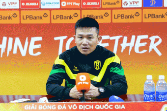 Nằm nhóm nguy hiểm, HLV SLNA vẫn tự tin trụ hạng thành công