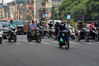 Hà Nội đề xuất hỗ trợ 3 triệu đồng/người khi đổi từ xe máy xăng sang xe máy điện
