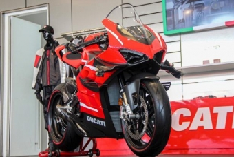 Ducati tìm nhà phân phối mới tại Việt Nam: Showroom hết xe, tạm dừng bán hàng