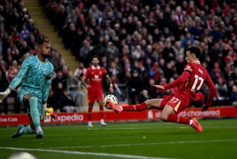 Trực tiếp Liverpool 2-1 Chelsea: Tái lập thế dẫn trước