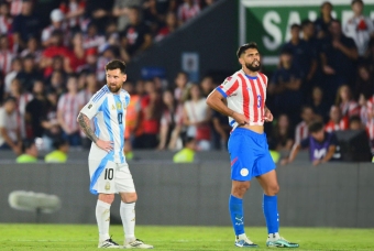 Messi nhận lời xin lỗi từ hậu vệ Paraguay