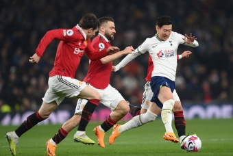 Trực tiếp MU vs Tottenham: Antony đá chính