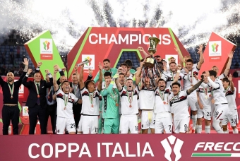 Thắng tối thiểu, Bologna hạ Milan vô địch Coppa Italia