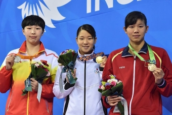 Khoảnh khắc Ánh Viên đánh bại đối thủ Trung Quốc, giành HCV Thế vận hội trẻ 2014