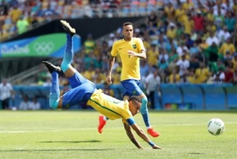 VIDEO: Bàn thắng đi vào lịch sử Olympic của Neymar