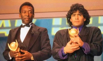 Lời tri ân đau lòng của Pele dành cho Maradona đã thành sự thật