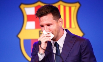 Barcelona có quyết định khiến tất cả 'ngã ngửa' về Lionel Messi