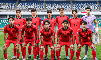 Muốn tăng độ khó, á quân World Cup hẹn Nhật Bản ở tứ kết U20 châu Á