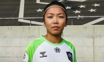 Huỳnh Như xuất hiện ở trận đấu của đội bóng cũ sau khi rời Lank FC