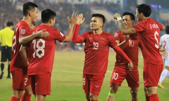 ĐT Việt Nam nhận 'mưa tiền thưởng' trước bán kết AFF Cup