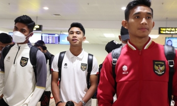 Bay chuyên cơ sang Việt Nam, Indonesia vẫn 'vỡ kế hoạch' tại AFF Cup